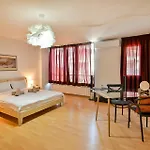 Skyline Grand Penthous Free Parking 아파트 *
