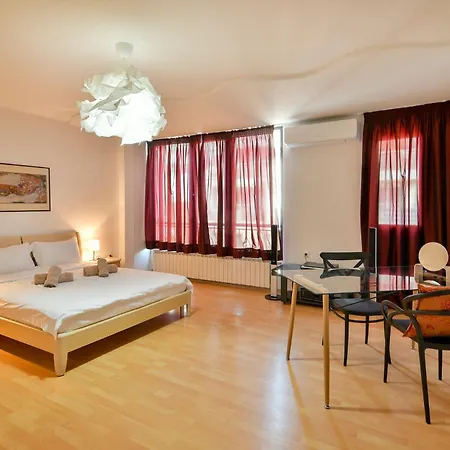 Skyline Grand Penthous Free Parking Apartmán *