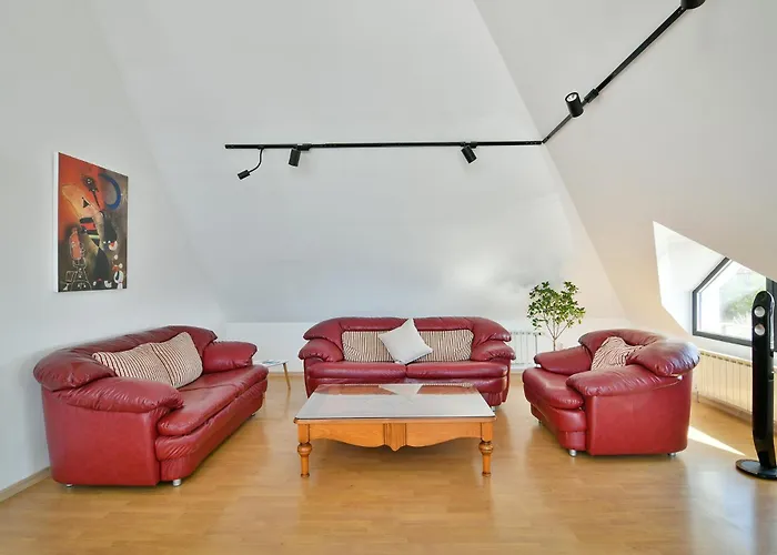 Skyline Grand Penthous Free Parking Apartment Warna