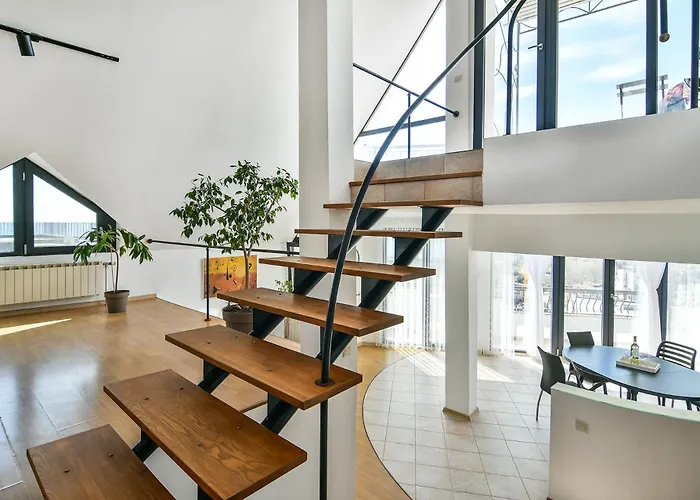 Skyline Grand Penthous Free Parking * Warna